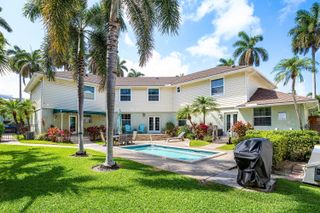 99 Seabreeze Avenue 2, Delray Beach, FL 33483