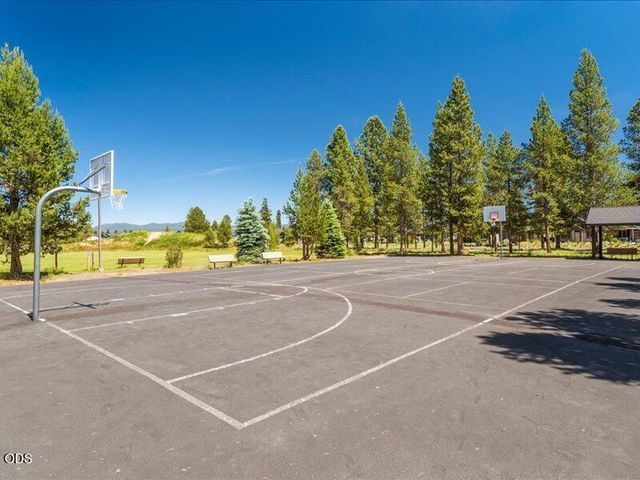 16558 Daisy Place, La Pine, OR 97739
