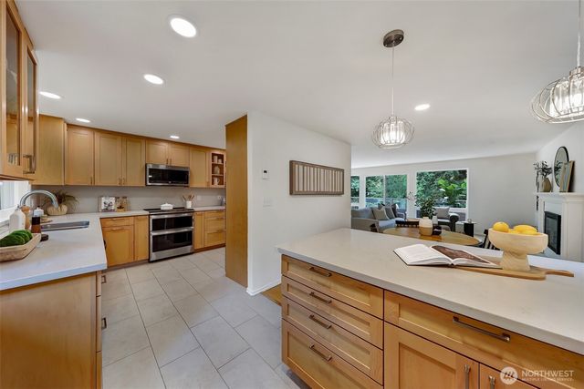 18204 NE 179th Street, Woodinville, WA 98072