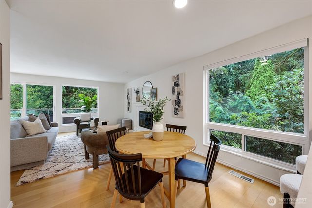 18204 NE 179th Street, Woodinville, WA 98072