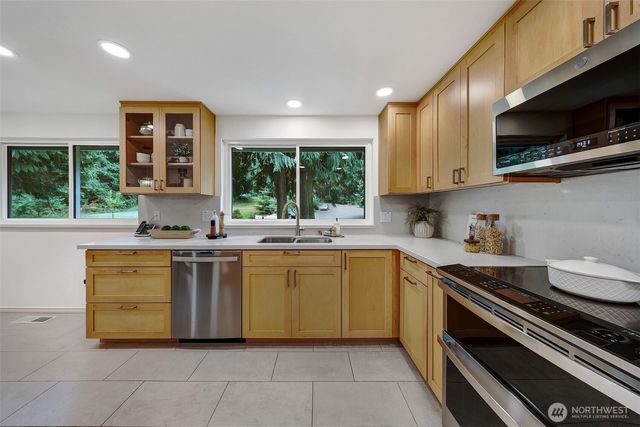 18204 NE 179th Street, Woodinville, WA 98072