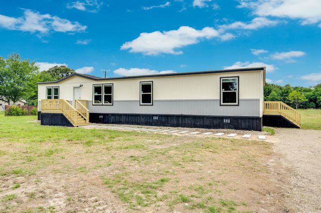 14820 Hyde-A-Way Lane, Mabank, TX 75147