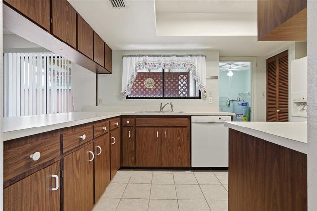 1203 W REDBUD STREET, Plant City, FL 33563