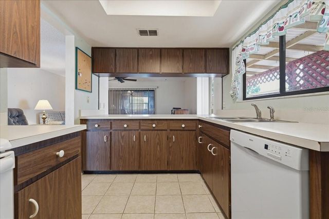 1203 W REDBUD STREET, Plant City, FL 33563
