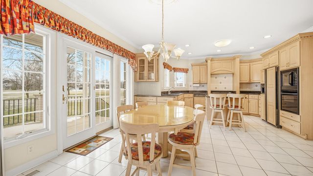 917 Royal Dublin Lane, Dyer, IN 46311