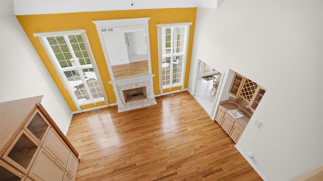 917 Royal Dublin Lane, Dyer, IN 46311