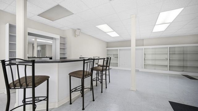 917 Royal Dublin Lane, Dyer, IN 46311