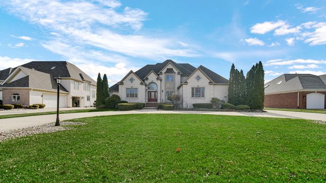 917 Royal Dublin Lane, Dyer, IN 46311