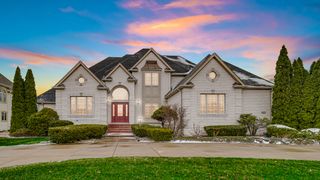 917 Royal Dublin Lane, Dyer, IN 46311