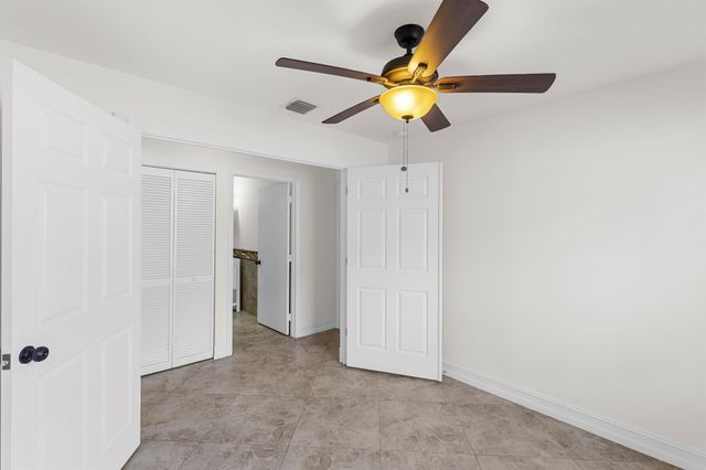 7469 Kingsley Court, Lake Worth, FL 33467