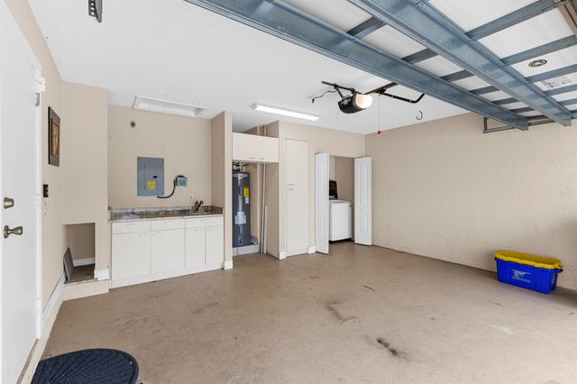 7469 Kingsley Court, Lake Worth, FL 33467