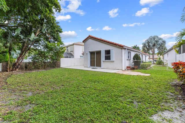 7469 Kingsley Court, Lake Worth, FL 33467