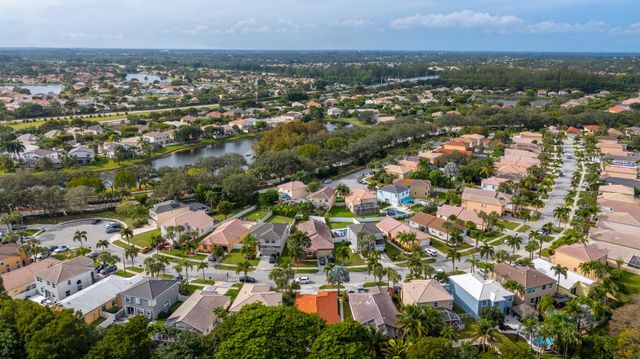 7469 Kingsley Court, Lake Worth, FL 33467