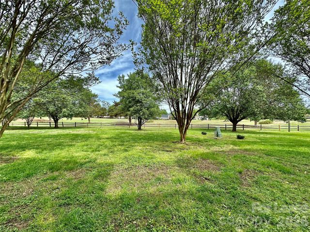 10240 Rose Meadow Lane, Charlotte, NC 28277