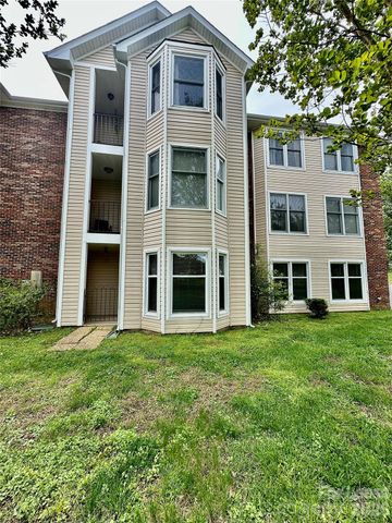 10240 Rose Meadow Lane, Charlotte, NC 28277