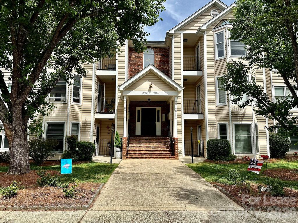 10240 Rose Meadow Lane, Charlotte, NC 28277