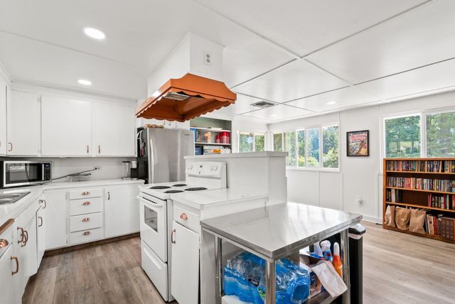 7025 Glen Haven Road, Soquel, CA 95073