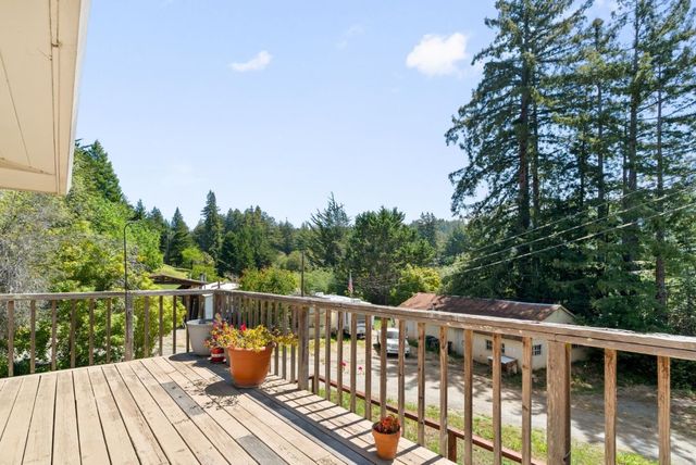 7025 Glen Haven Road, Soquel, CA 95073