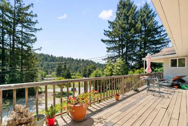 7025 Glen Haven Road, Soquel, CA 95073