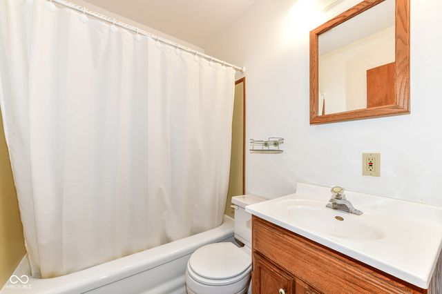 8071 Witherington Road, Indianapolis, IN 46268