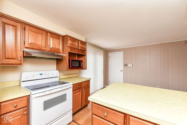 8071 Witherington Road, Indianapolis, IN 46268