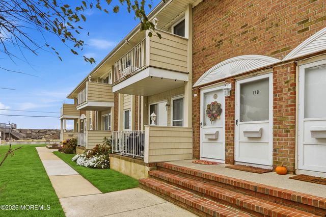 260 Ocean Avenue 17B, Sea Bright, NJ 07760