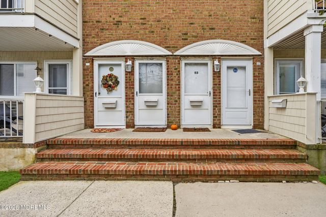260 Ocean Avenue 17B, Sea Bright, NJ 07760