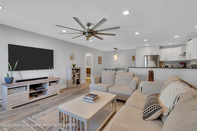260 Ocean Avenue 17B, Sea Bright, NJ 07760