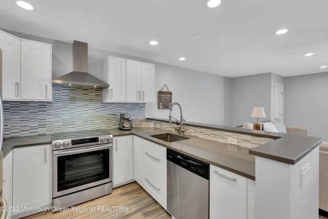260 Ocean Avenue 17B, Sea Bright, NJ 07760