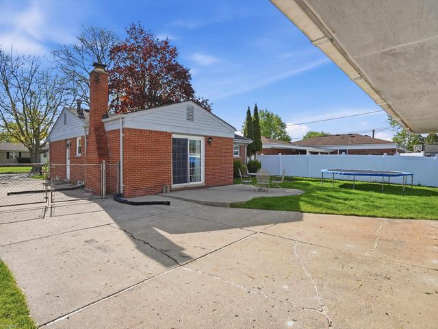35323 Simco Drive, Clinton Twp, MI 48035