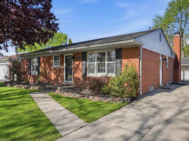 35323 Simco Drive, Clinton Twp, MI 48035