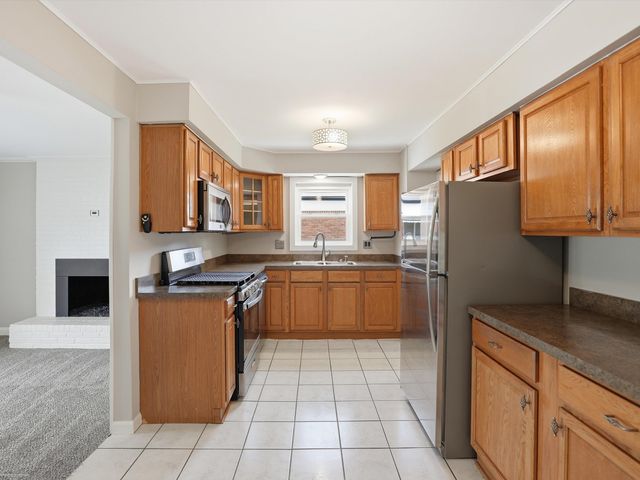 35323 Simco Drive, Clinton Twp, MI 48035