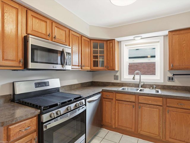 35323 Simco Drive, Clinton Twp, MI 48035