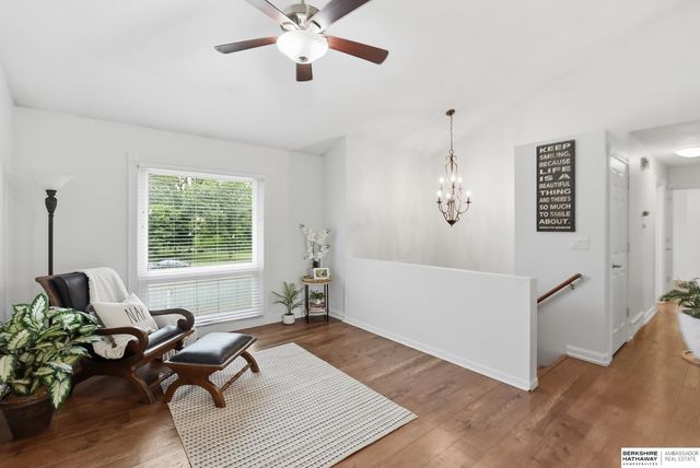 130 Cedar Circle, Bellevue, NE 68005