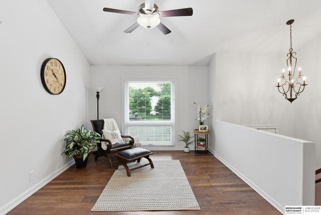 130 Cedar Circle, Bellevue, NE 68005