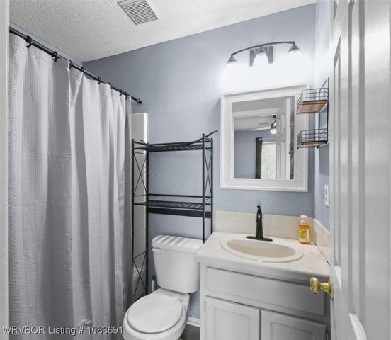 18 Pickle Lane, Heavener, OK 74937