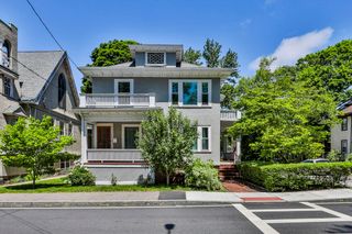 583 Eliot St 583, Milton, MA 02186