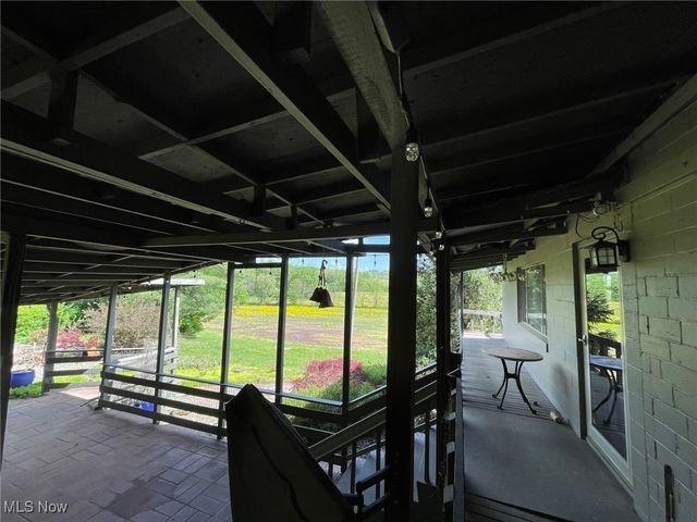 1585 County Road 9, Marietta, OH 45750