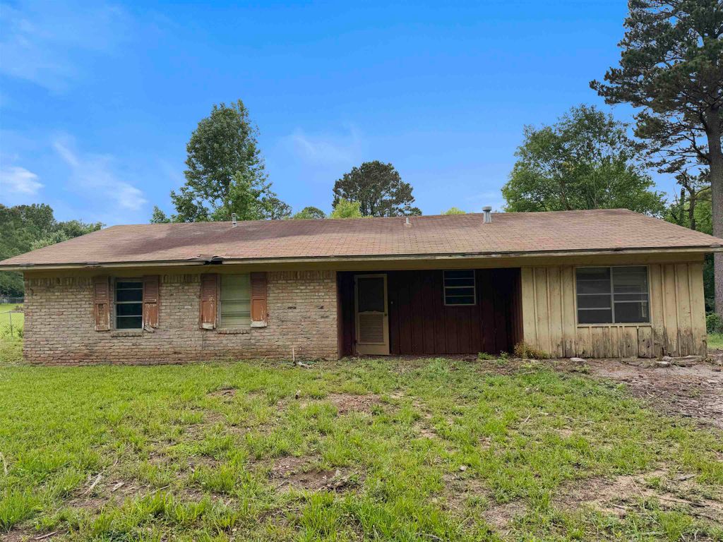 2966 S FM-2199, Marshall, TX 75672