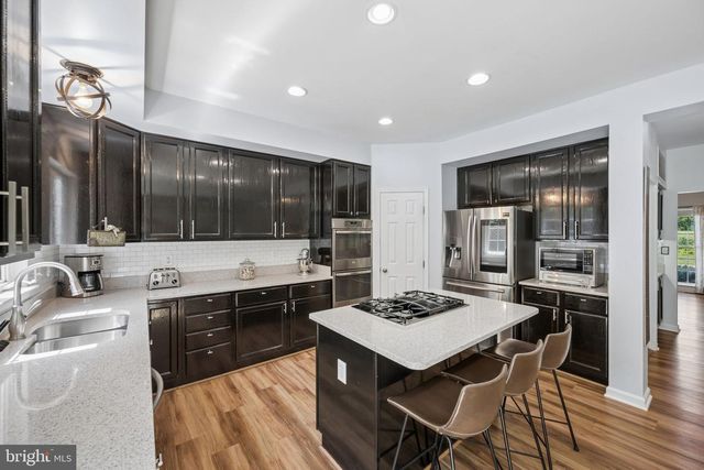 16910 HILLARD ST, Poolesville, MD 20837