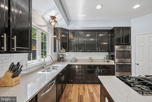 16910 HILLARD ST, Poolesville, MD 20837