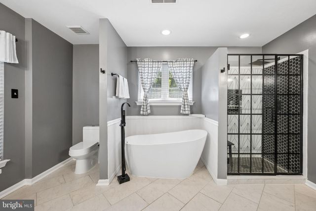 16910 HILLARD ST, Poolesville, MD 20837