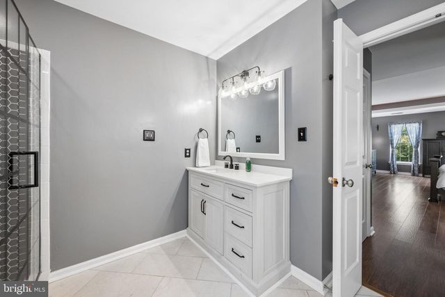 16910 HILLARD ST, Poolesville, MD 20837
