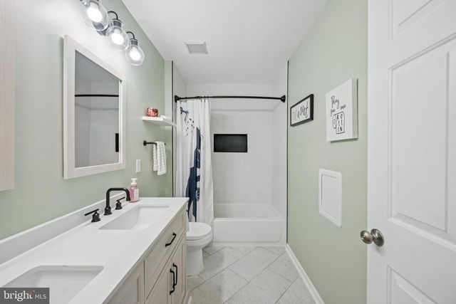 16910 HILLARD ST, Poolesville, MD 20837