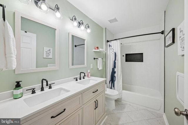 16910 HILLARD ST, Poolesville, MD 20837