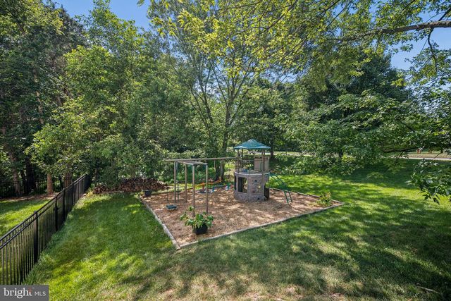 16910 HILLARD ST, Poolesville, MD 20837