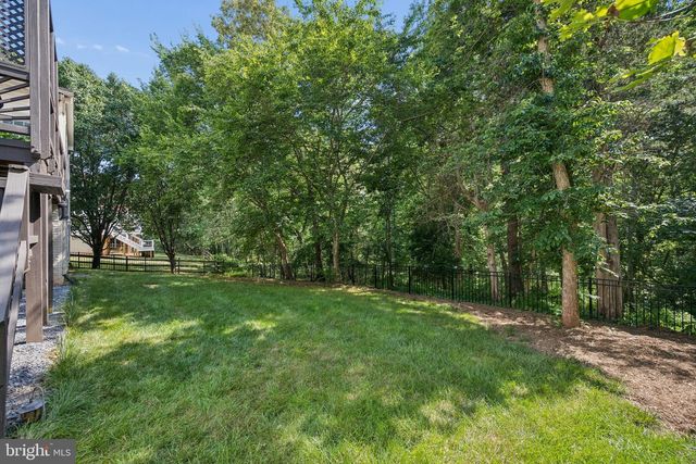 16910 HILLARD ST, Poolesville, MD 20837