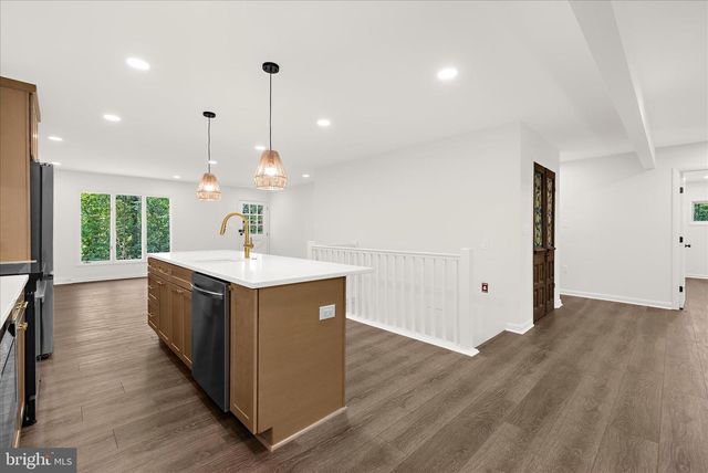 1196 TANAGER DR, Millersville, MD 21108