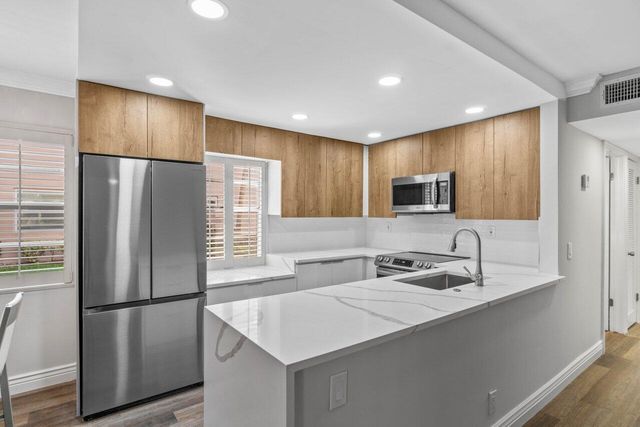 637 Normandy N, Delray Beach, FL 33484