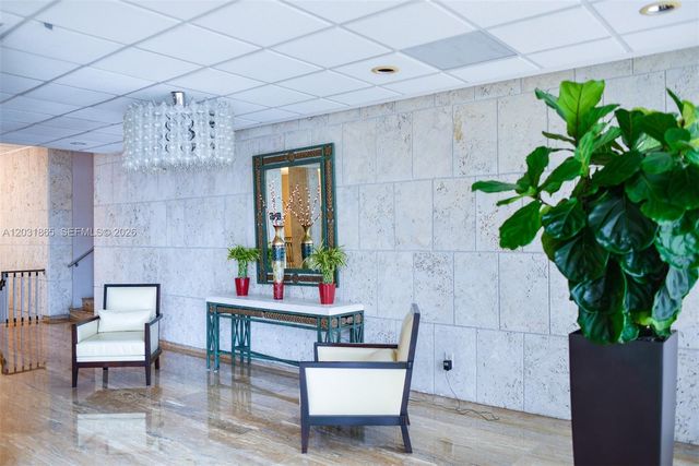 1985 S Ocean Dr 4G, Hallandale Beach, FL 33009